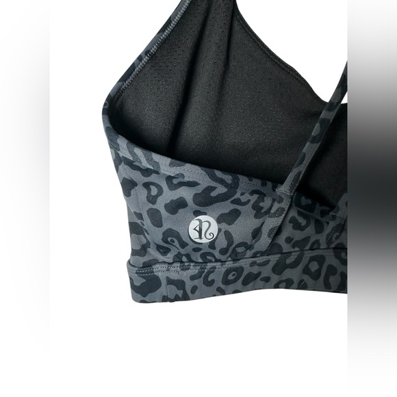Running Girl Strappy Sports Bra Medium Support Gray Leopard Print Size M - Picture 6 of 7